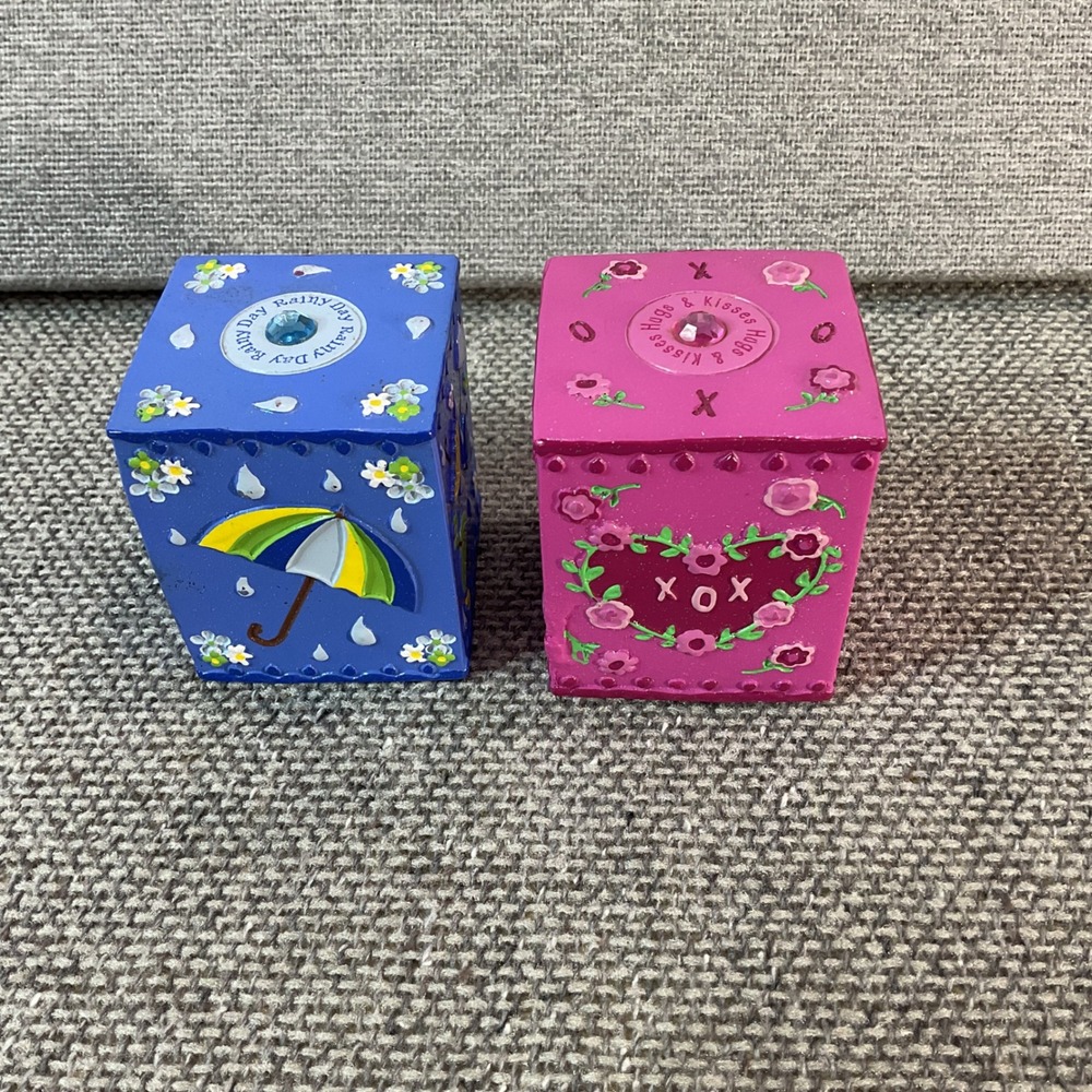 Vintage 2001 Claires Rainy Day XOX Pink Heart Square Coin Banks Set Resin Y2K